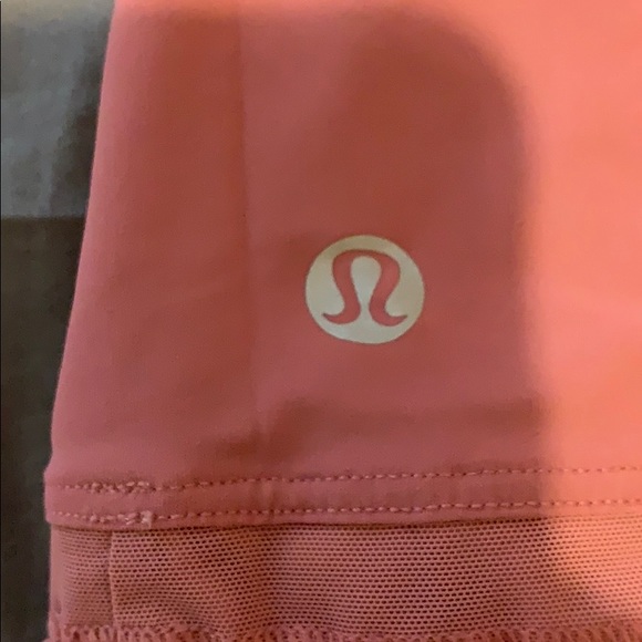 lululemon techy shirt - Picture 3 of 5